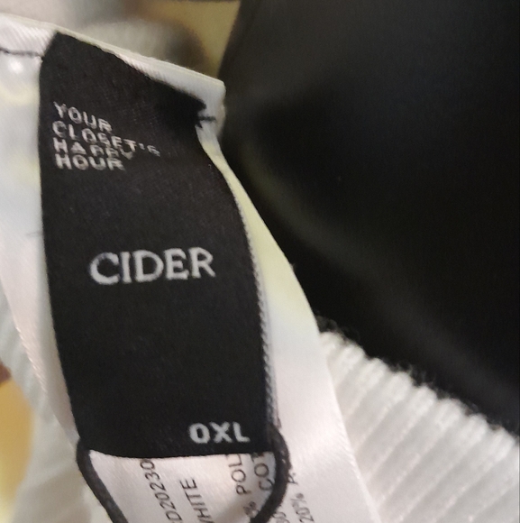 White Ribbed Pants - Picture 4 of 4